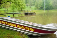 Pumpe setzen von der Jugendfeuerwehr Breuberg Sandbach
